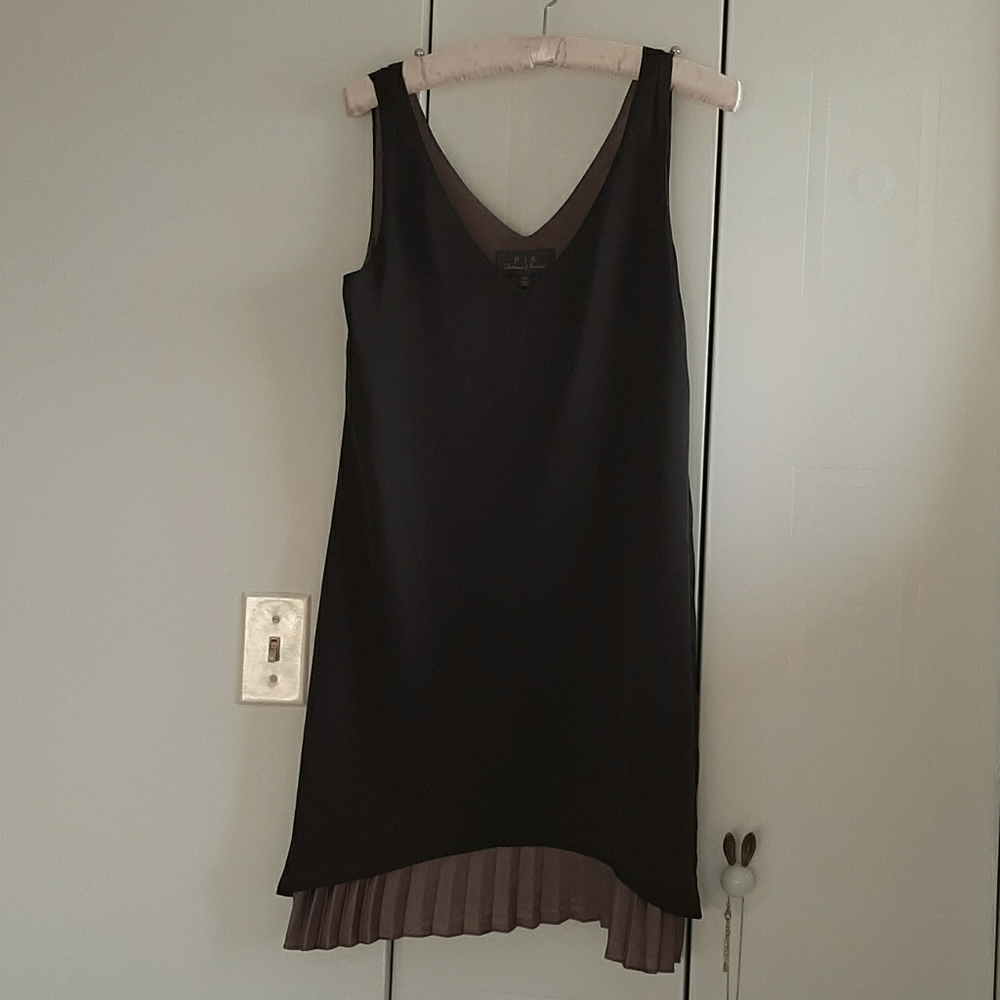 Black shift dress with mauve bottom